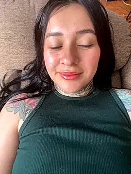 Snapshot of Rouse_07 chatting on November 27, 2025, 3:25 pm Rouse 07 online show from November 27, 2025, 3:25 pm