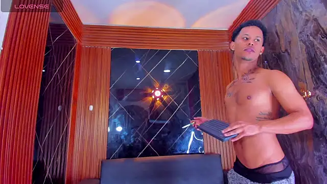 Snapshot of Rick_big chatting on September 19, 2025, 4:25 am Rick big online show from September 19, 2025, 4:25 am