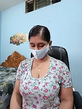 Cute Faria online show from July 25, 2026, 5:38 am