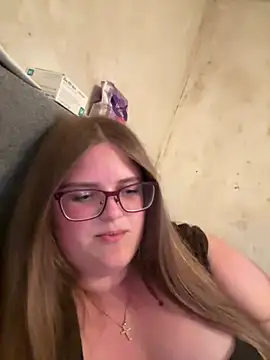 CurvyPaar2 online show from May 5, 2026, 7:22 pm