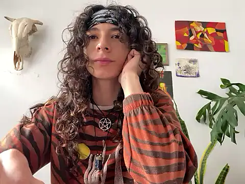 Snapshot of camille_delrey chatting on September 17, 2025, 7:48 pm camille delrey online show from September 17, 2025, 7:48 pm