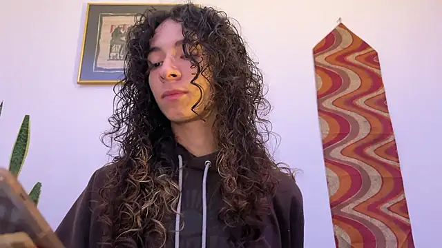 Snapshot of camille_delrey chatting on December 16, 2025, 12:59 am camille delrey online show from December 16, 2025, 12:59 am