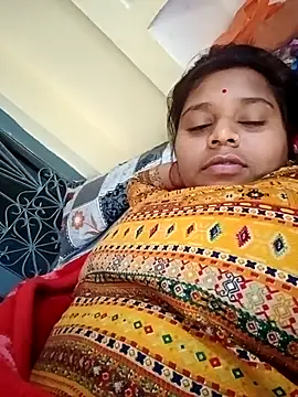 Hot crety online show from November 8, 2025, 11:54 am