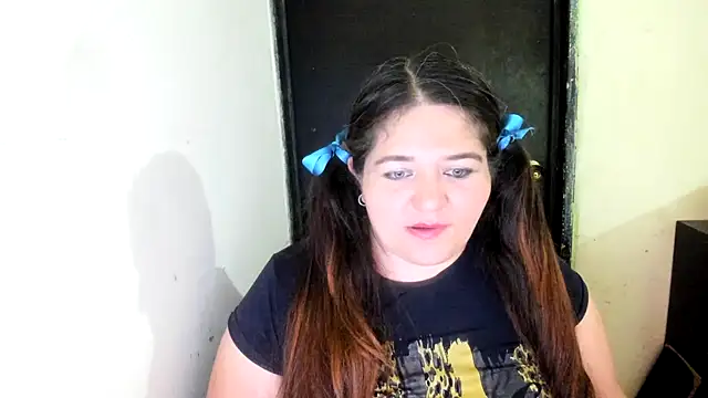 Daphne girlsex online show from March 6, 2026, 5:15 am