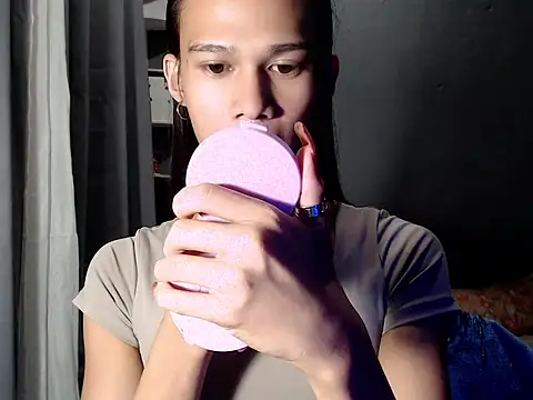 urseductivebarbie xx online show from February 23, 2026, 2:14 pm