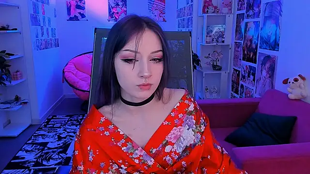 Snapshot of LiliLuna chatting on October 5, 2025, 3:54 pm LiliLuna online show from October 5, 2025, 3:54 pm