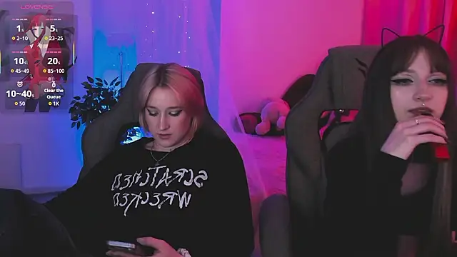 LiliLuna online show from March 4, 2026, 3:29 pm