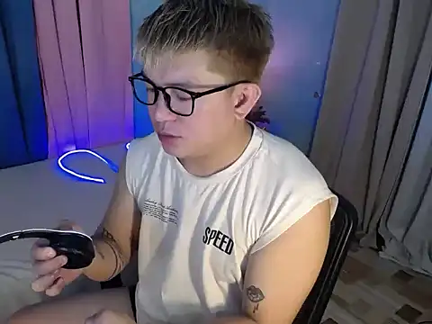 Fuckboii intown online show from July 10, 2026, 12:52 pm