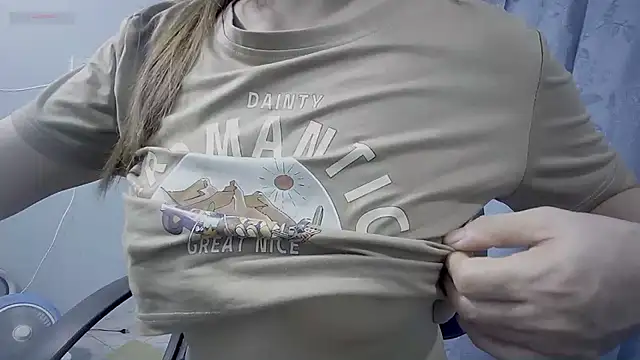 Snapshot of _Sara_768 chatting on October 9, 2025, 8:12 am Sara 768 online show from October 9, 2025, 8:12 am