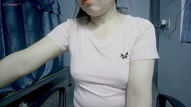 Snapshot of _Sara_768 chatting on October 26, 2025, 8:04 pm Sara 768 online show from October 26, 2025, 8:04 pm