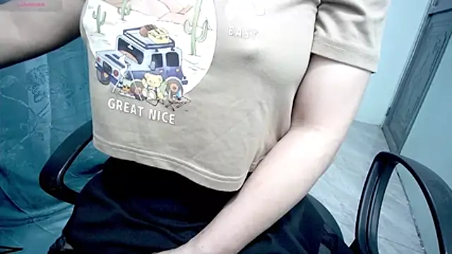 Snapshot of _Sara_768 chatting on November 25, 2025, 2:50 pm Sara 768 online show from November 25, 2025, 2:50 pm