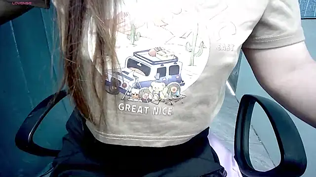 Snapshot of _Sara_768 chatting on November 26, 2025, 4:24 am Sara 768 online show from November 26, 2025, 4:24 am