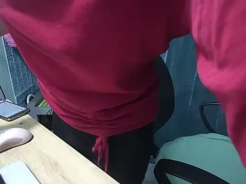 Snapshot of _Sara_768 chatting on February 13, 2026, 9:11 pm Sara 768 online show from February 13, 2026, 9:11 pm