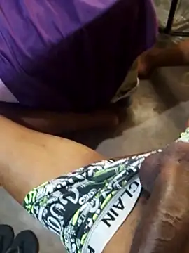 mayevviaqui online show from March 14, 2026, 6:02 pm