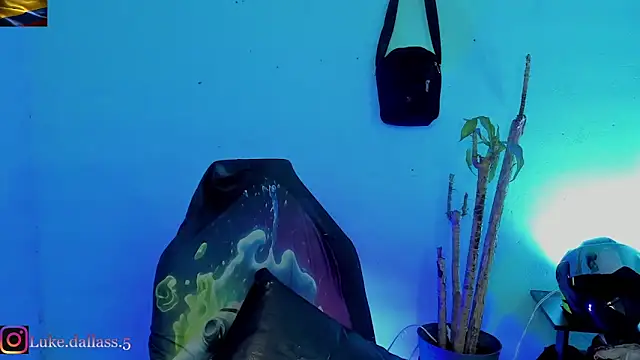 zeus 7777 online show from February 23, 2026, 12:24 pm