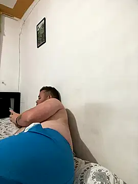 Snapshot of Chimbo-1996 chatting on November 30, 2025, 1:31 am Chimbo-1996 online show from November 30, 2025, 1:31 am