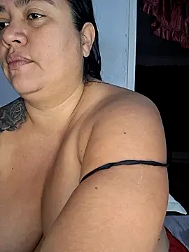 NARNYALABELLA online show from December 3, 2025, 11:14 pm