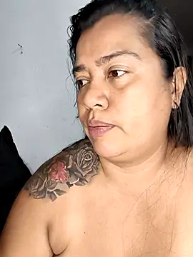 NARNYALABELLA online show from April 24, 2026, 12:35 am