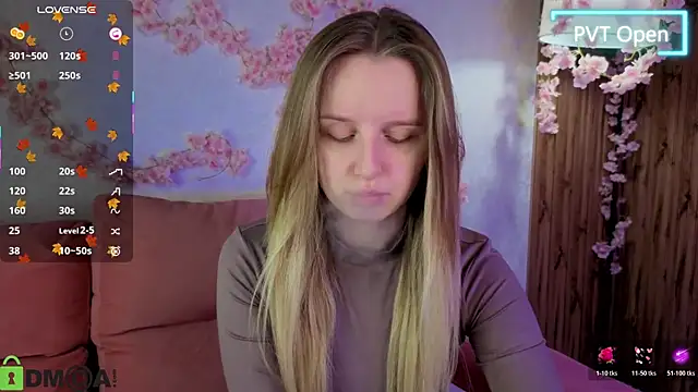 Rina Panic online show from November 16, 2025, 1:11 am