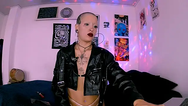 Snapshot of plutonbluemooon333 chatting on April 4, 2026, 10:29 pm plutonbluemooon333 online show from April 4, 2026, 10:29 pm