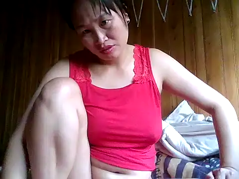 Snapshot of maple694 chatting on September 12, 2025, 2:11 am maple694 online show from September 12, 2025, 2:11 am