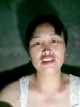 Snapshot of maple694 chatting on September 16, 2025, 10:49 am maple694 online show from September 16, 2025, 10:49 am