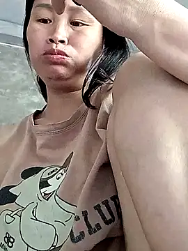 Snapshot of maple694 chatting on September 21, 2025, 4:14 am maple694 online show from September 21, 2025, 4:14 am