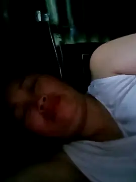 Snapshot of maple694 chatting on September 27, 2025, 11:21 pm maple694 online show from September 27, 2025, 11:21 pm