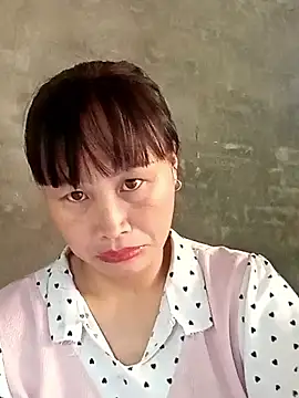 Snapshot of maple694 chatting on October 5, 2025, 3:38 am maple694 online show from October 5, 2025, 3:38 am