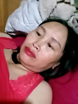 Snapshot of maple694 chatting on November 4, 2025, 12:26 pm maple694 online show from November 4, 2025, 12:26 pm