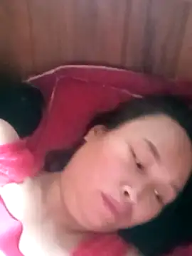 Snapshot of maple694 chatting on November 6, 2025, 1:28 am maple694 online show from November 6, 2025, 1:28 am