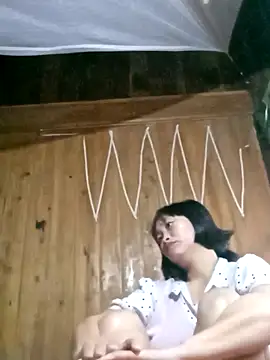 Snapshot of maple694 chatting on November 13, 2025, 1:04 am maple694 online show from November 13, 2025, 1:04 am