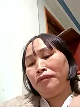 Snapshot of maple694 chatting on November 13, 2025, 1:10 pm maple694 online show from November 13, 2025, 1:10 pm