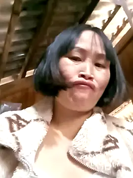 Snapshot of maple694 chatting on November 29, 2025, 2:36 am maple694 online show from November 29, 2025, 2:36 am