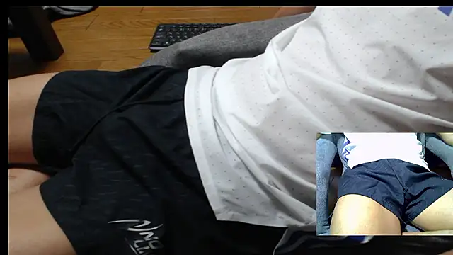 Yasu2000 online show from July 19, 2026, 12:03 am