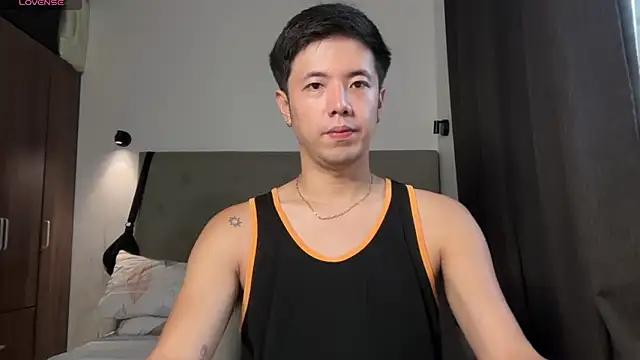 Snapshot of Addictiveboi chatting on May 19, 2026, 2:07 am Addictiveboi online show from May 19, 2026, 2:07 am