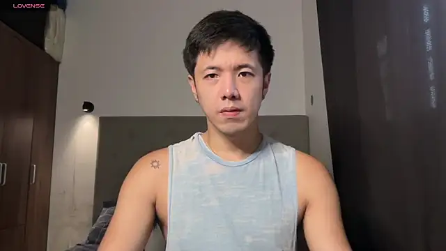 Snapshot of Addictiveboi chatting on June 16, 2026, 3:42 am Addictiveboi online show from June 16, 2026, 3:42 am