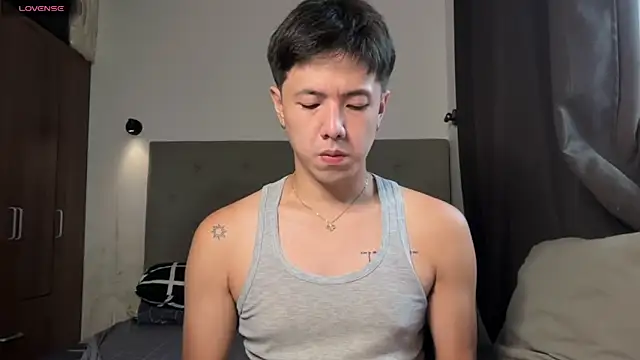 Addictiveboi online show from June 25, 2026, 7:13 am