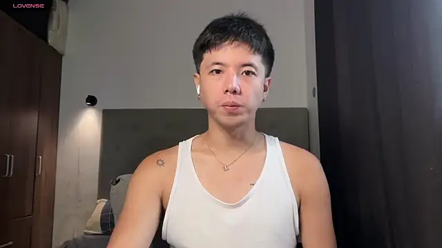 Addictiveboi online show from June 26, 2026, 2:38 am