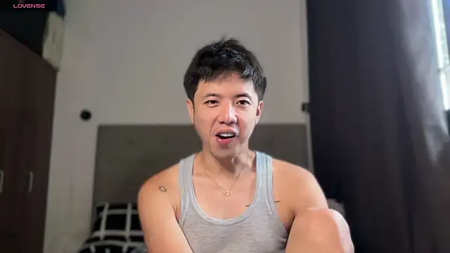 Addictiveboi online show from July 9, 2026, 4:27 am