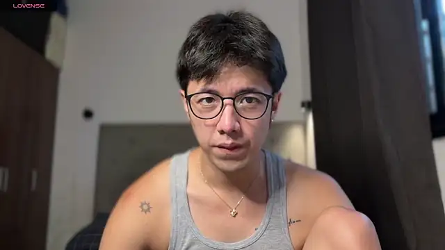 Addictiveboi online show from July 16, 2026, 8:53 am