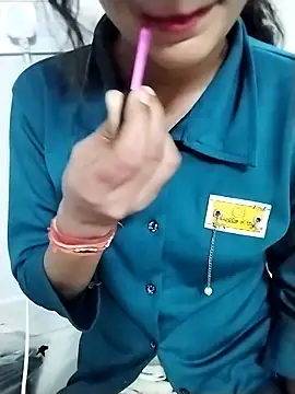 Kittu-rani66 online show from September 28, 2025, 5:29 pm