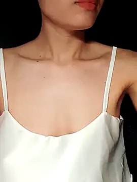 Hinna x online show from September 10, 2025, 8:42 pm