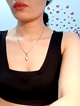 Snapshot of Hinna_x chatting on June 21, 2026, 1:30 am Hinna x online show from June 21, 2026, 1:30 am