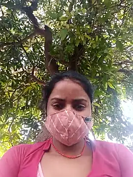 kajalbhabhi44 online show from May 3, 2026, 4:29 am
