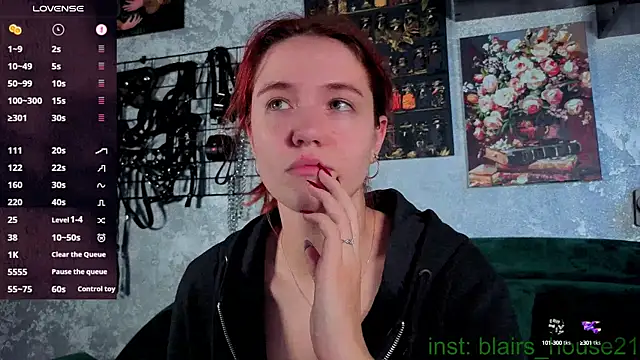 Snapshot of the_high_priestess chatting on September 27, 2025, 5:23 am the high priestess online show from September 27, 2025, 5:23 am