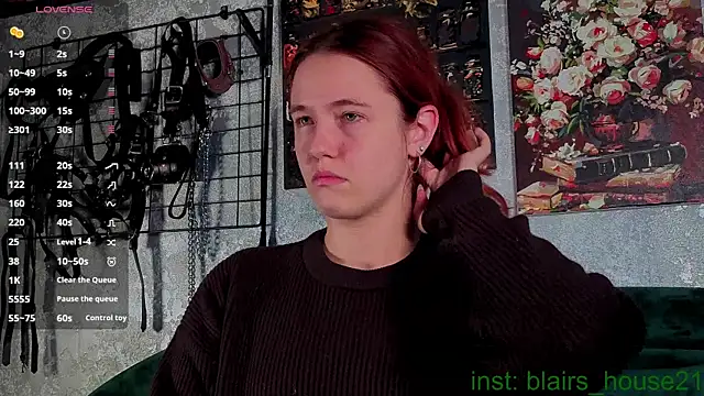 Snapshot of the_high_priestess chatting on October 8, 2025, 5:05 am the high priestess online show from October 8, 2025, 5:05 am