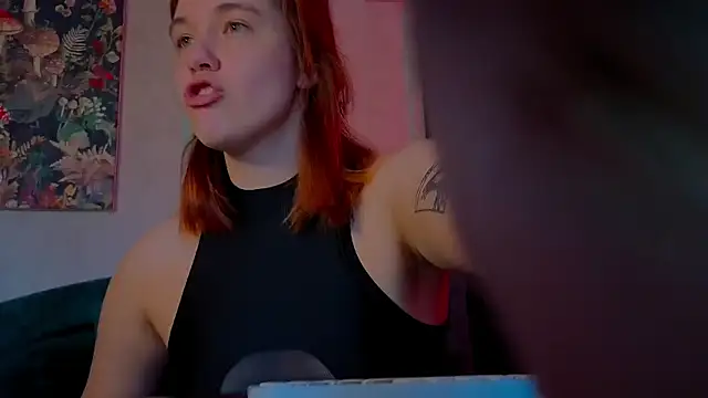 Snapshot of the_high_priestess chatting on May 15, 2026, 5:03 am the high priestess online show from May 15, 2026, 5:03 am