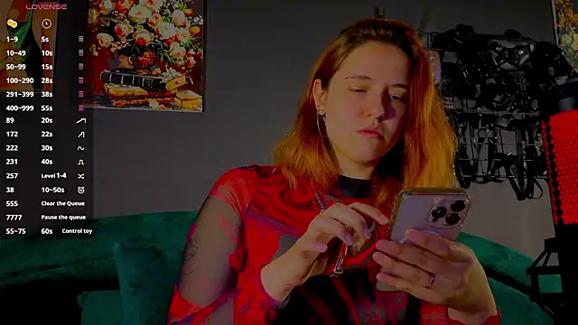 Snapshot of the_high_priestess chatting on June 5, 2026, 3:02 am the high priestess online show from June 5, 2026, 3:02 am