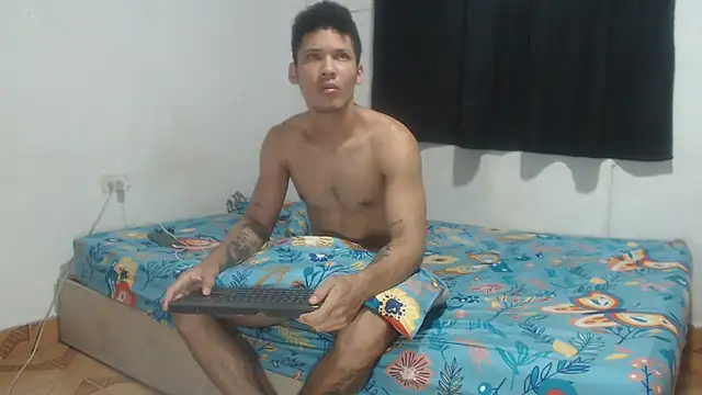 Snapshot of RuiMaddoox chatting on September 11, 2025, 11:54 am RuiMaddoox online show from September 11, 2025, 11:54 am